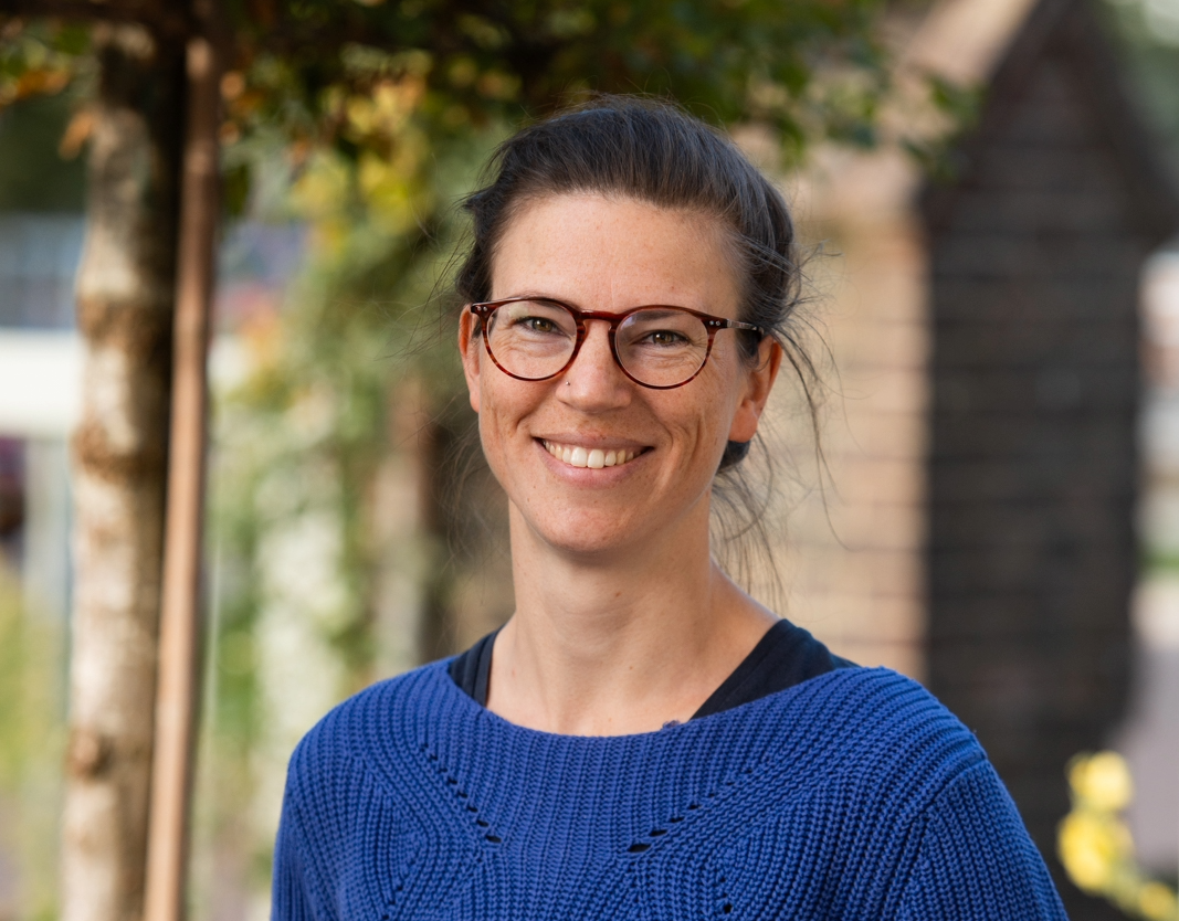 Simone van het CNME