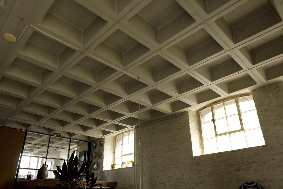 afbeelding van plafond in woonruimte